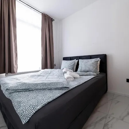 Nook Apartment *