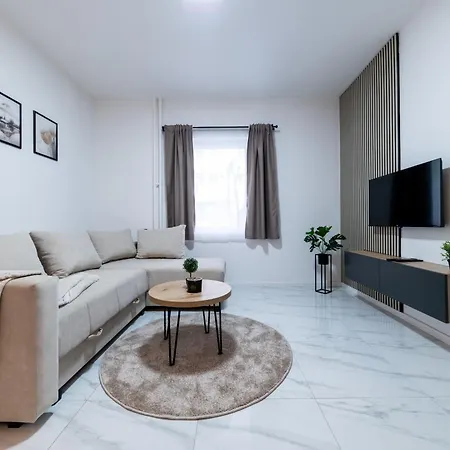 Nook Apartment *