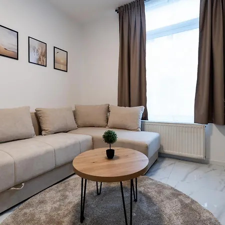 Nook Apartment *